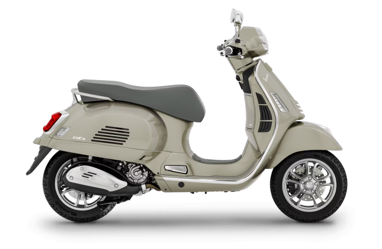Vespa GTS 300 Super Tech "Black Tech" 