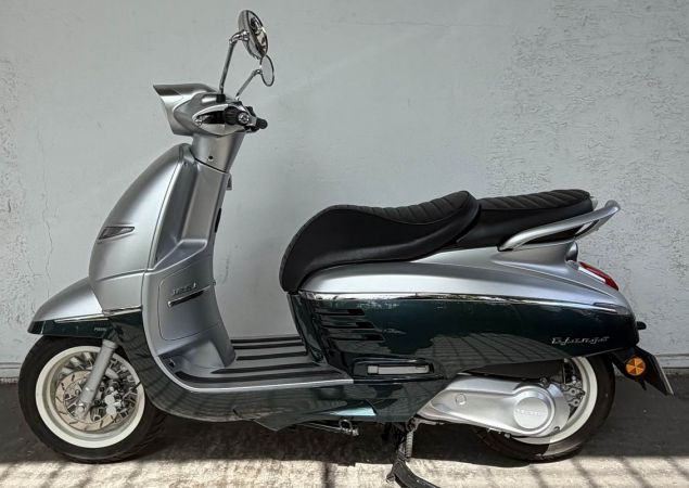 Peugeot Django 125 Classic